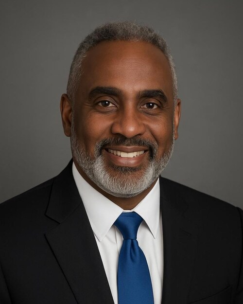 Dr. Lorenzo Turner DPT